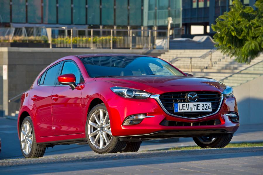  Mazda3 Hatchback 2016 года  (WW) (фото 10 из 37)
